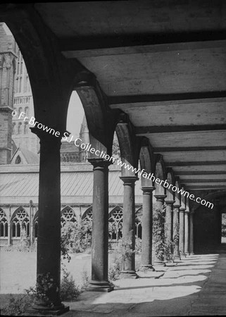 CATHEDRAL SIR C WREN'S COMPLETION OF N.WALK OF ORIGINAL CLOISTERS